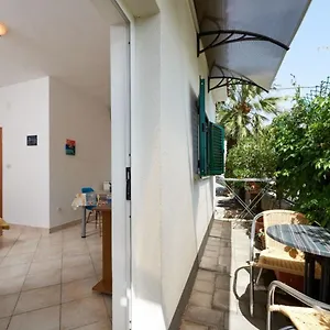  Apartament Mare - 30 M From Pebble